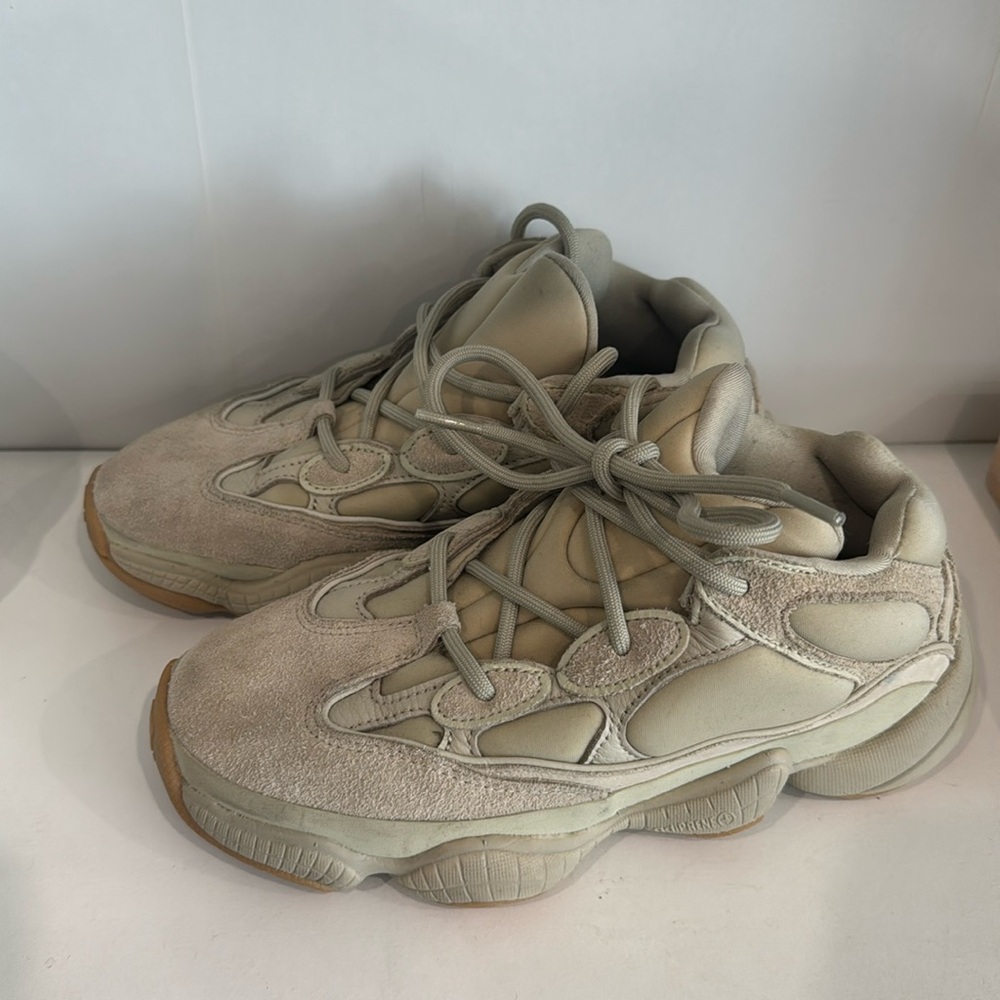 YEEZY 500 STONE 💯‎ Authentic